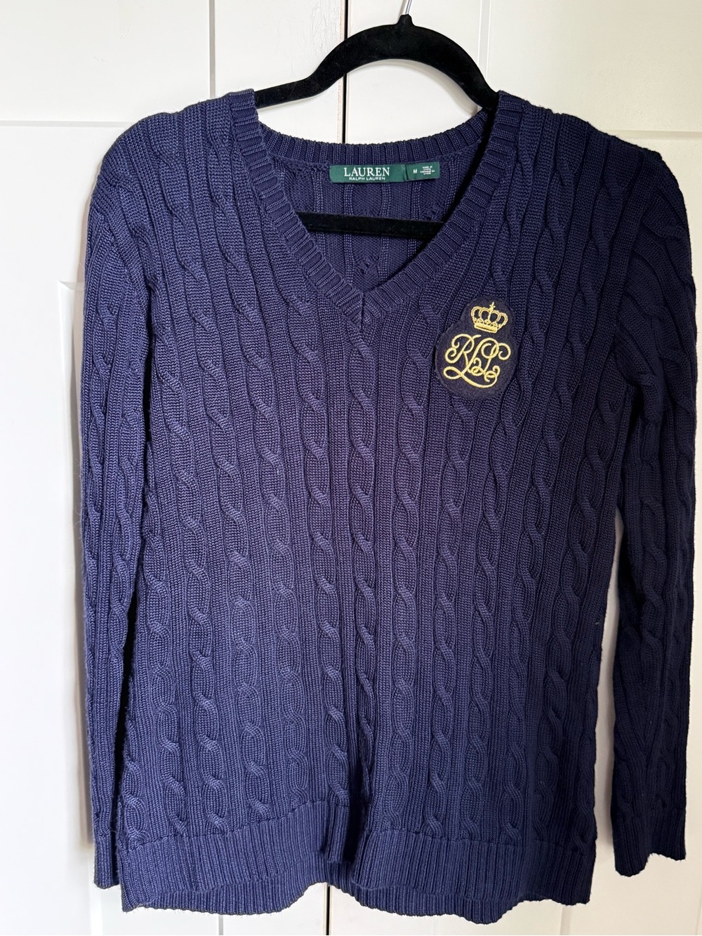 Lauren Ralph Lauren Navy Cable-Knit V-Neck Sweater with Gold Crest Patch size M.